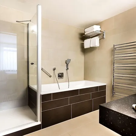 International Отель 4*
